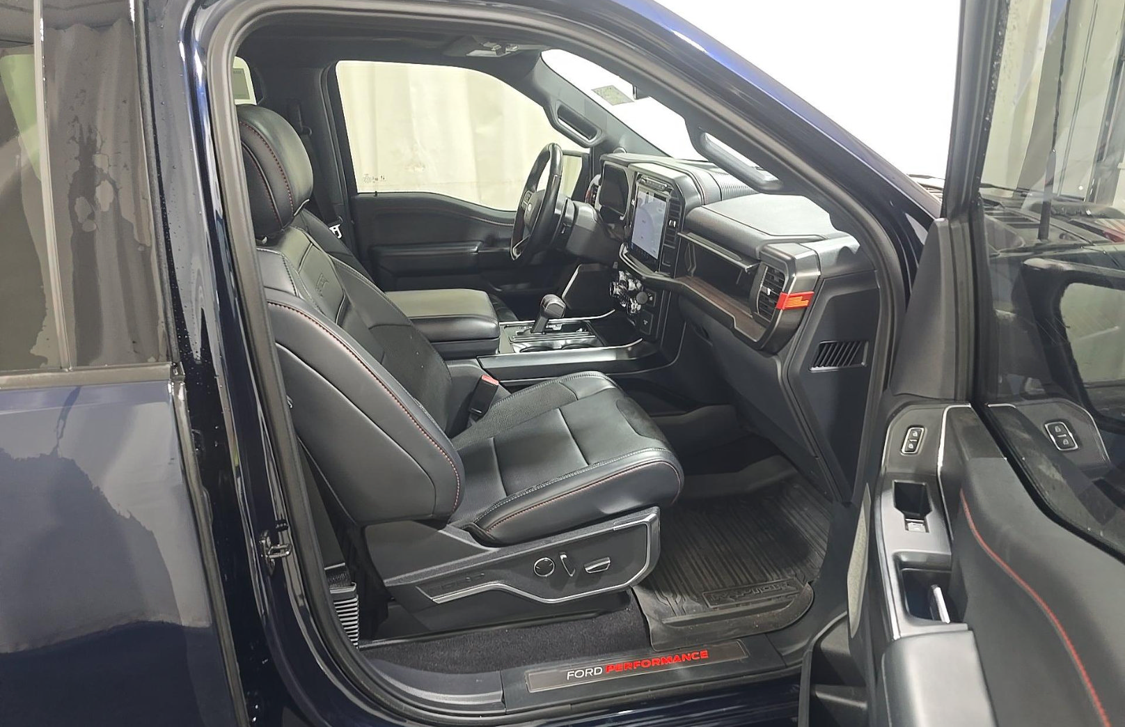 Used 2024 Ford F150 Raptor AWD/4WD image 8