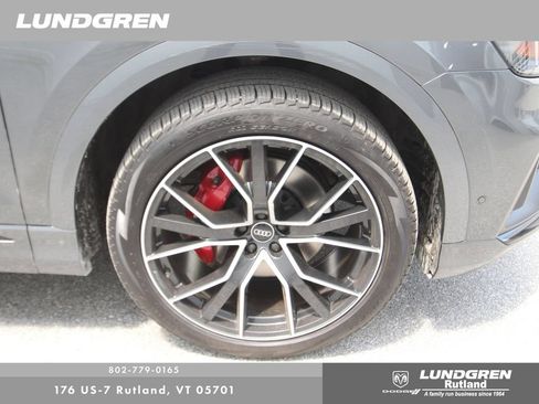 Used 2021 Audi Q8 Prestige AWD/4WD image 12