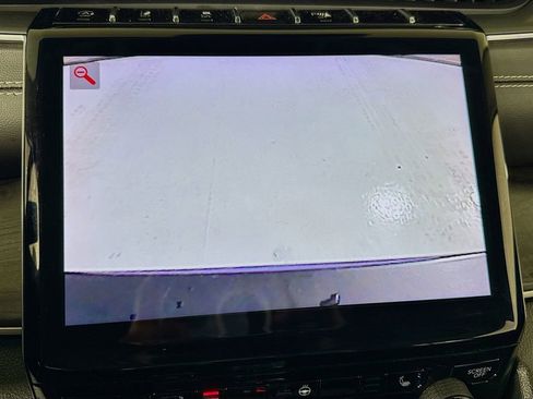 Used 2023 Jeep Grand Cherokee L Limited image 41