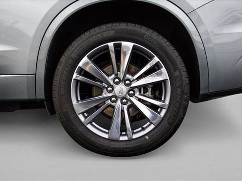 Used 2025 Cadillac XT6 Premium Luxury image 9