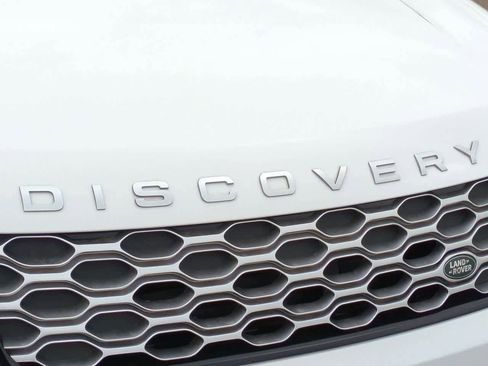 New 2026 Land Rover Discovery Limited Edition image 12