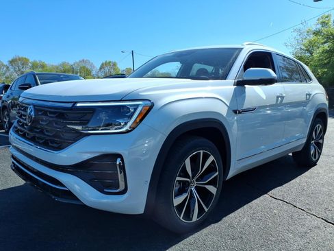 New 2026 Volkswagen Atlas Cross Sport SEL Premium R-Line AWD/4WD image 4
