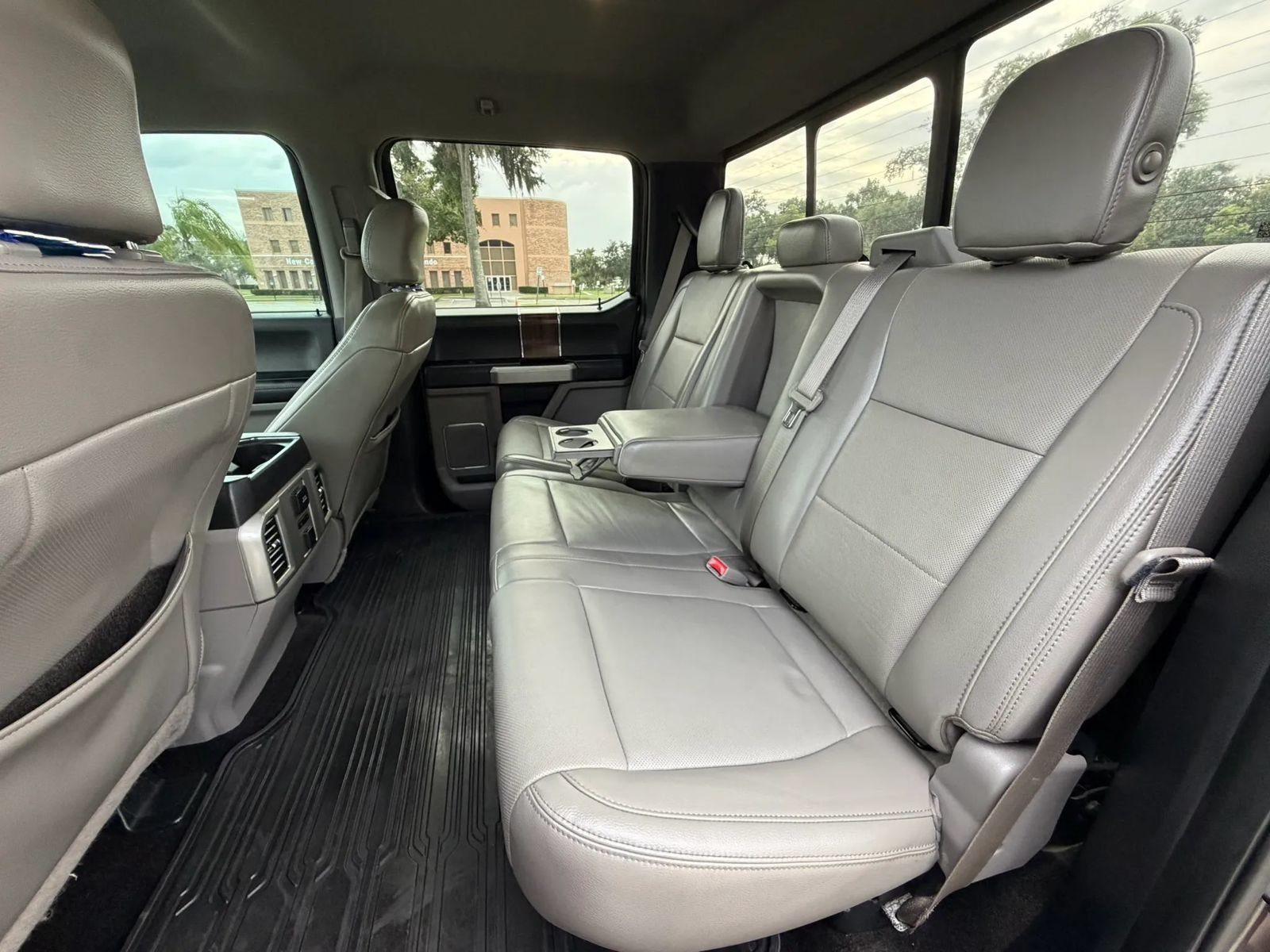 Used 2015 Ford F150 Lariat w/ Equipment Group 502A Luxury AWD/4WD image 50