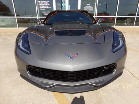 Used 2016 Chevrolet Corvette Z06 w/ 3LZ Preferred Equipment Group RWD image 2