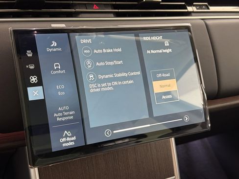 New 2026 Land Rover Range Rover SE image 19