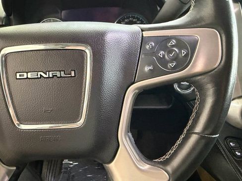 Used 2017 GMC Yukon Denali image 24