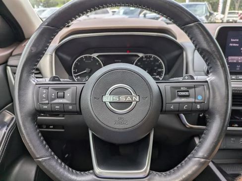 Used 2023 Nissan Rogue SV w/ SV Premium B Package FWD image 34