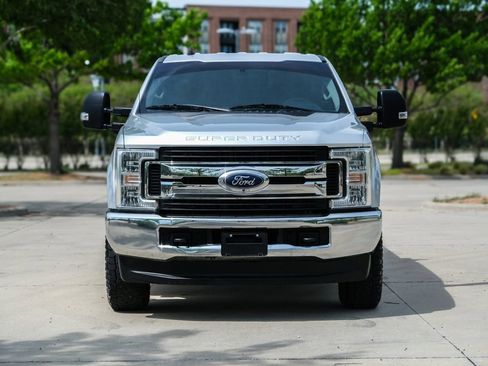 Used 2019 Ford F250 XL w/ STX Appearance Package image 4