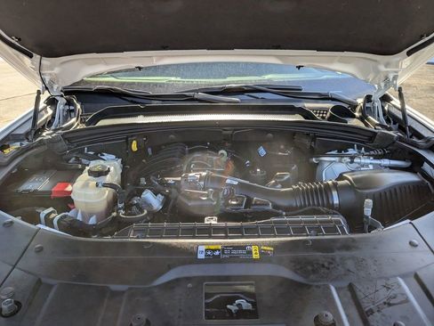 Used 2023 Jeep Grand Cherokee Limited w/ Black Appearance Package image 35