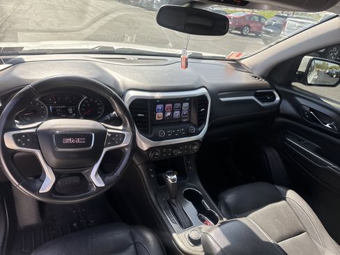 Used 2018 GMC Acadia SLT FWD image 15