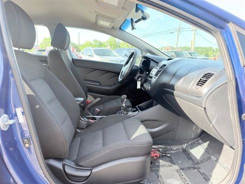 Used 2017 Kia Forte LX FWD image 22