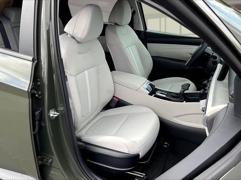 New 2025 Hyundai Tucson SEL image 11
