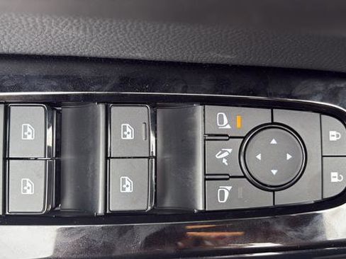 New 2026 Nissan Pathfinder Platinum AWD/4WD image 13