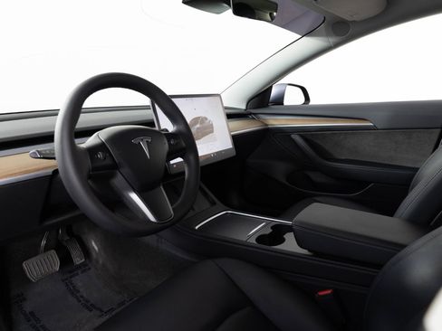 Used 2023 Tesla Model 3 Standard Range RWD image 12