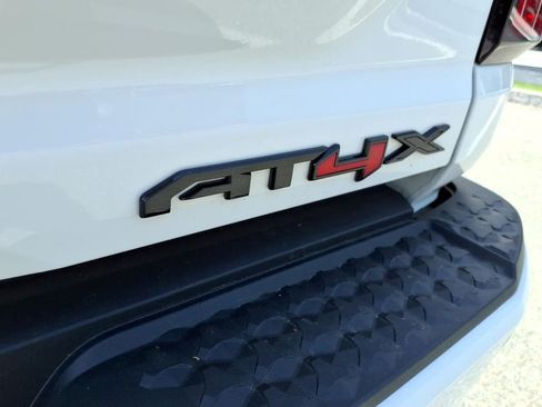 Used 2024 GMC Canyon AT4X AWD/4WD image 19