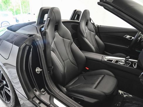Used 2026 BMW Z4 sDrive30i RWD image 37