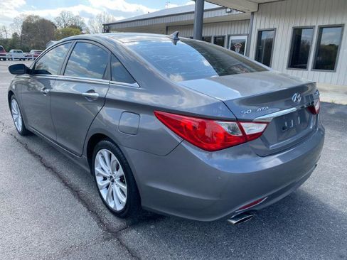 Used 2011 Hyundai Sonata SE FWD image 3