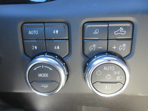 New 2026 GMC Sierra 2500 AT4X image 18