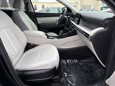 Used 2025 Hyundai Tucson SEL image 19