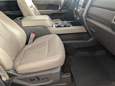 Used 2021 Ford Expedition Max XLT RWD image 36