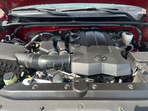Certified 2020 Toyota 4Runner SR5 RWD image 3