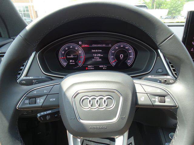Certified 2025 Audi Q5 2.0T Premium AWD/4WD image 16