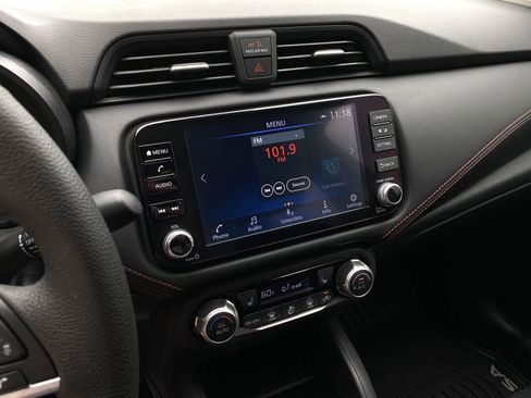 Used 2025 Nissan Versa SR w/ Trunk Package FWD image 15