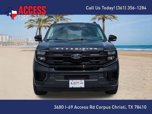 New 2026 Ford Expedition Active RWD image 3