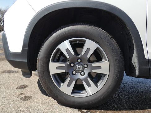 Used 2017 Honda Ridgeline RTL-T image 19