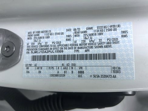 Used 2023 Lincoln Corsair AWD image 25