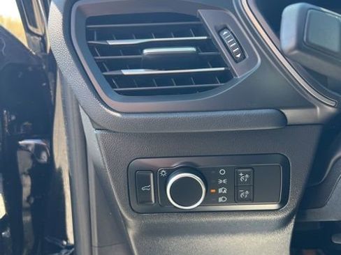 Used 2024 Ford Escape Active AWD/4WD image 31