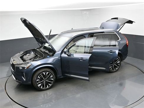 New 2026 Volvo XC90 T8 Ultra w/ Protection Package Premier image 51