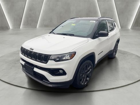 New 2026 Jeep Compass Limited AWD/4WD image 3