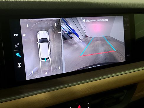 New 2026 Porsche Cayenne image 23