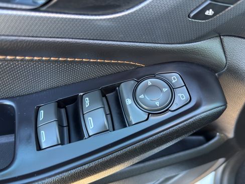 Used 2020 Chevrolet Traverse Premier w/ Redline Edition image 11