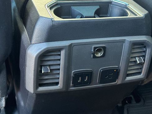 Used 2017 Ford F150 Raptor w/ Equipment Group 802A Luxury image 13