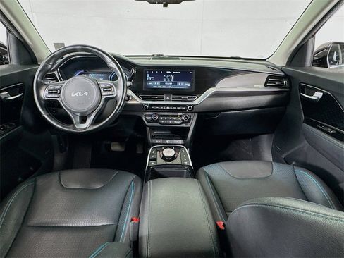 Used 2022 Kia Niro EX Premium w/ Cold Weather Package image 28