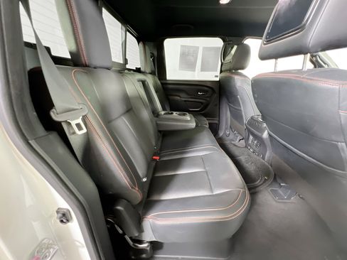 Used 2021 Nissan Titan PRO-4X w/ Pro-4x Convenience Package image 25