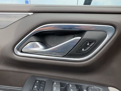 Used 2023 GMC Yukon SLT w/ Max Trailering Package image 26