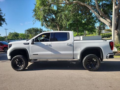 Used 2024 GMC Sierra 1500 Elevation w/ Preferred Package AWD/4WD image 2