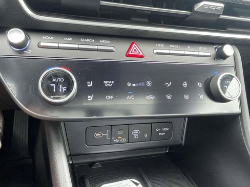 New 2026 Hyundai Sonata Limited FWD image 17