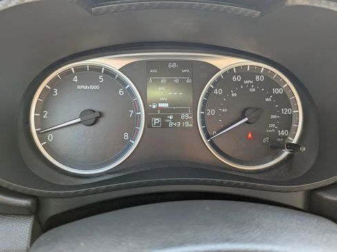 Used 2020 Nissan Versa S FWD image 22