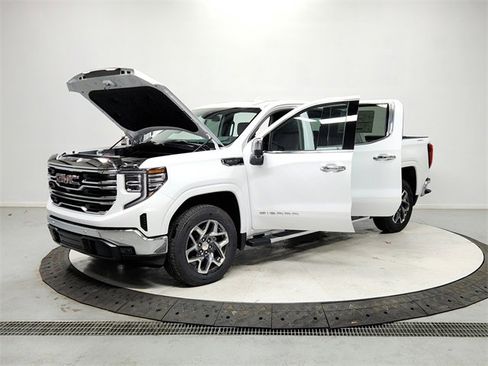 New 2026 GMC Sierra 1500 SLT w/ SLT Premium Plus Package image 11