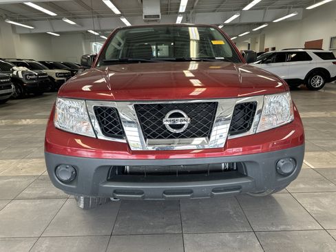 Used 2019 Nissan Frontier SV image 15
