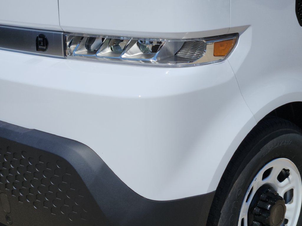 Used 2024 Chevrolet Brightdrop 600 w/ Battery Pack, Max Range AWD/4WD image 9
