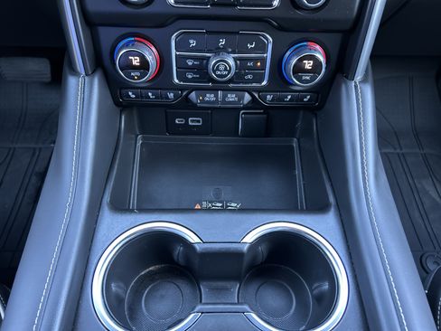 Used 2023 Chevrolet Tahoe Premier image 30