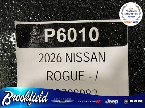 Used 2026 Nissan Rogue SV image 31