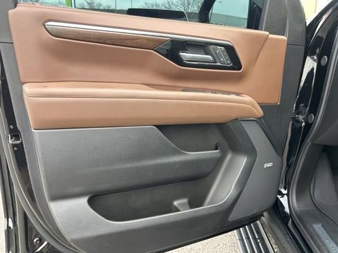 Certified 2025 Chevrolet Tahoe High Country image 11