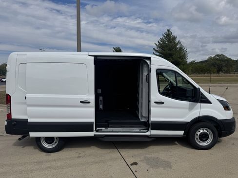 New 2025 Ford Transit 250 w/ Load Area Protection Package image 7