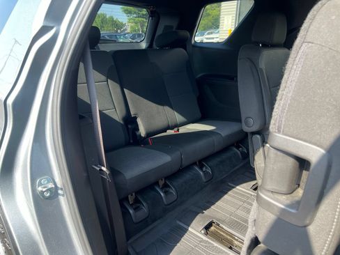 Used 2023 Chevrolet Traverse LT w/ LPO, Floor Liner Package AWD/4WD image 49